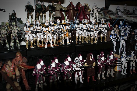 Um pedaço da coleção de bonecos de Star Wars