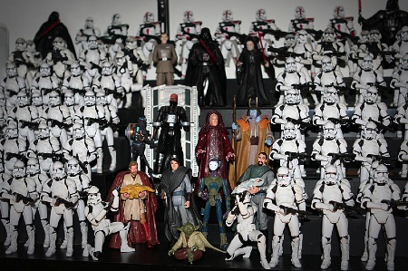Um pedaço da coleção de bonecos de Star Wars
